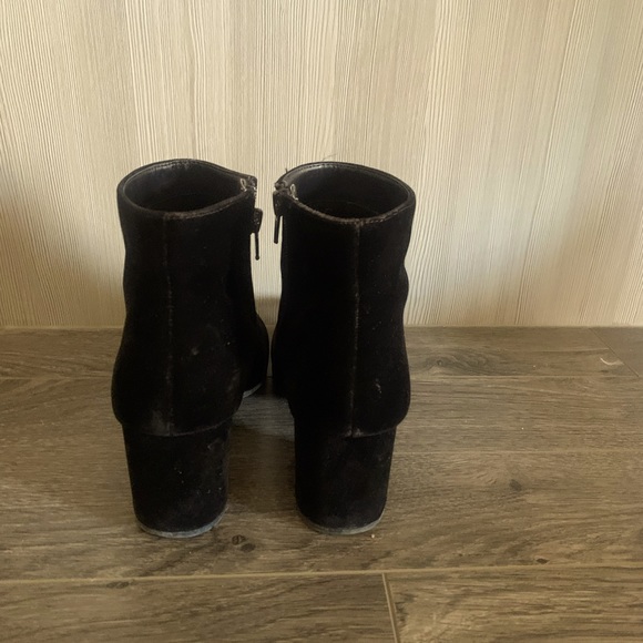 Joe fresh velvet bootie, lightly used. - Picture 4 of 5